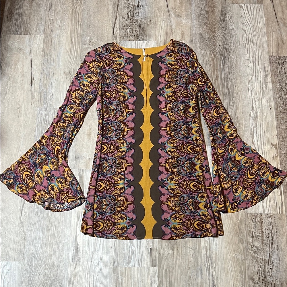 FREE PEOPLE OSSIE VIBES BELL SLEEVES TUNIC DRESS Size 6